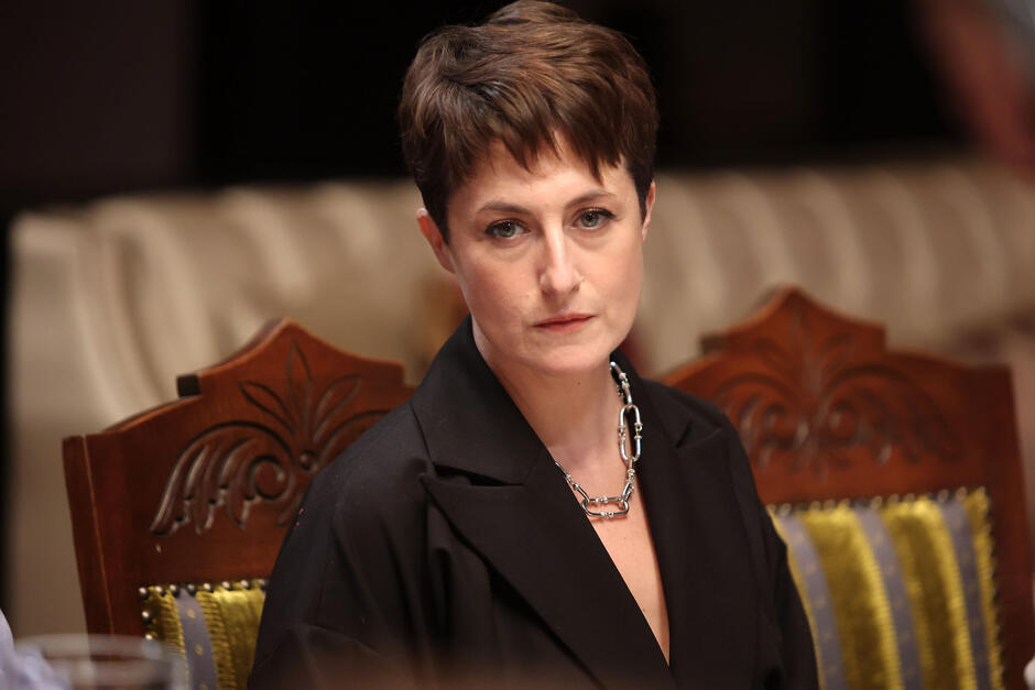 Canan Ergüder (Leyla) in The Family (Aile) 1x03 (versione italiana)