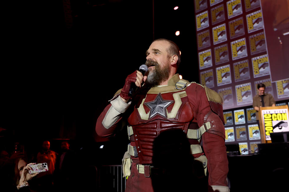 David Harbour sul palco della Hall H al SDCC in San Diego, in California, durante il Marvel Studios Panel, il 27 luglio 2024