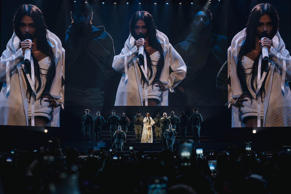 Saleka Night Shyamalan come Lady Raven in Trap