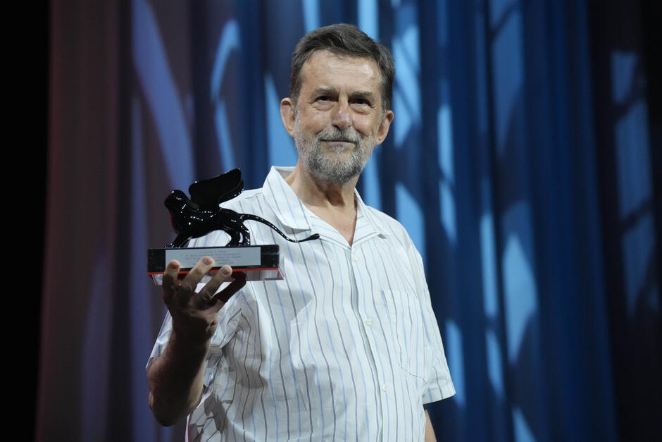 Nanni Moretti riceve il Premio Venezia Classici per il Miglior Film Restaurato per Ecce Bombo alla Cerimonia di Premiazione di Venezia 81, sabato 7 settembre 2024