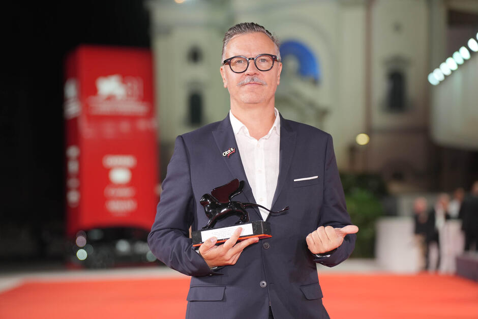 Gwenael François con il Premio Speciale Della Giuria Venice Immersive al photocall dei vincitori della Cerimonia di Premiazione di Venezia 81, sabato 7 settembre 2024