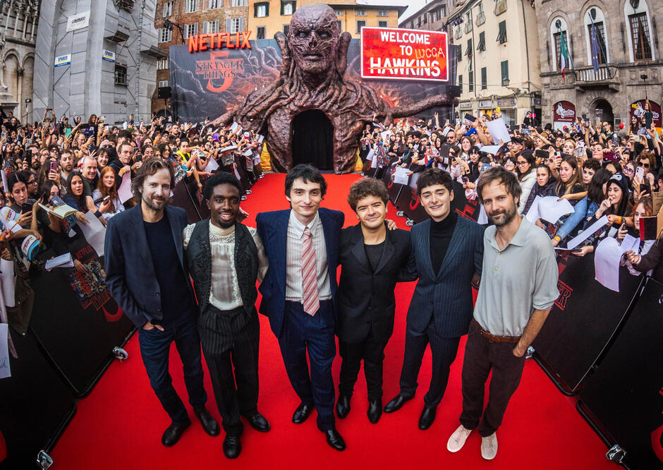 I protagonisti - Finn Wolfhard, Gaten Matarazzo, Caleb McLaughlin, Noah Schnapp - e i creatori di Stranger Things - Matt e Ross Duffer - ospiti di Lucca Comics & Games 2025, il 31 Ottobre 2025.