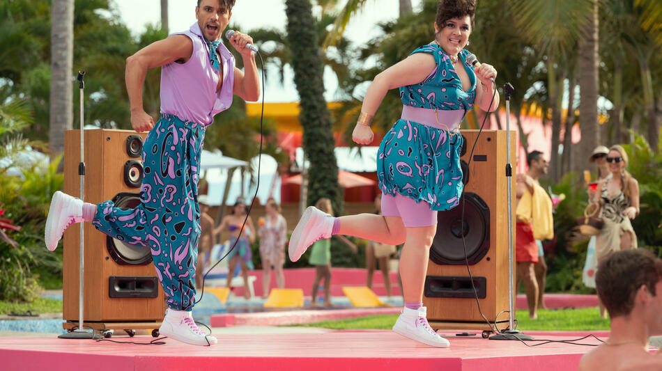 Rodrigo Urquidi e Rosanna De Leon in Acapulco 3x01