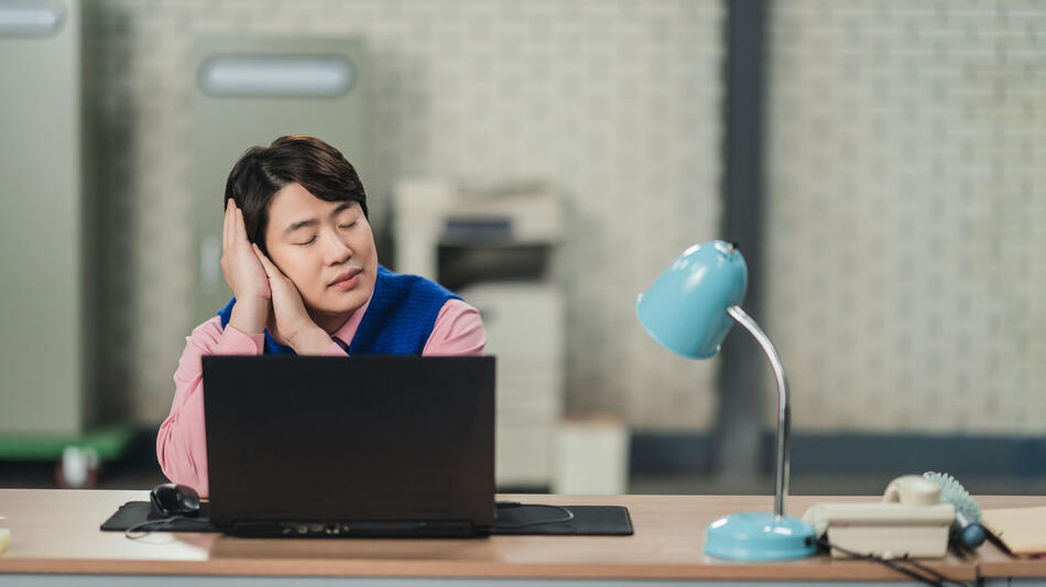 Ahn Jae-hong in Chicken Nugget 1x10