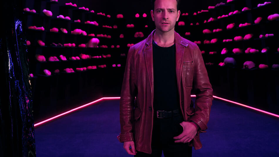 Alessandro Borghi come Rocco in Supersex 1x01