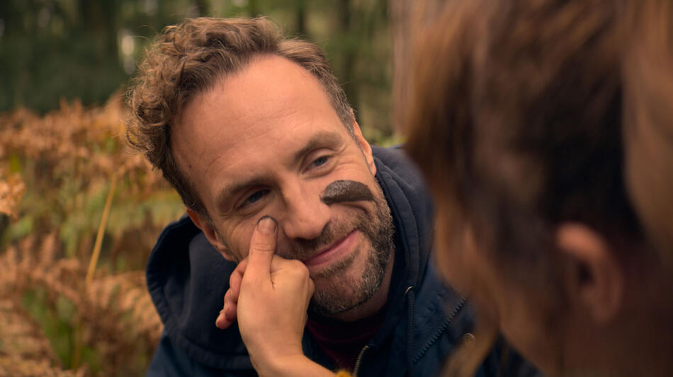 Rafe Spall in Trying 3x03