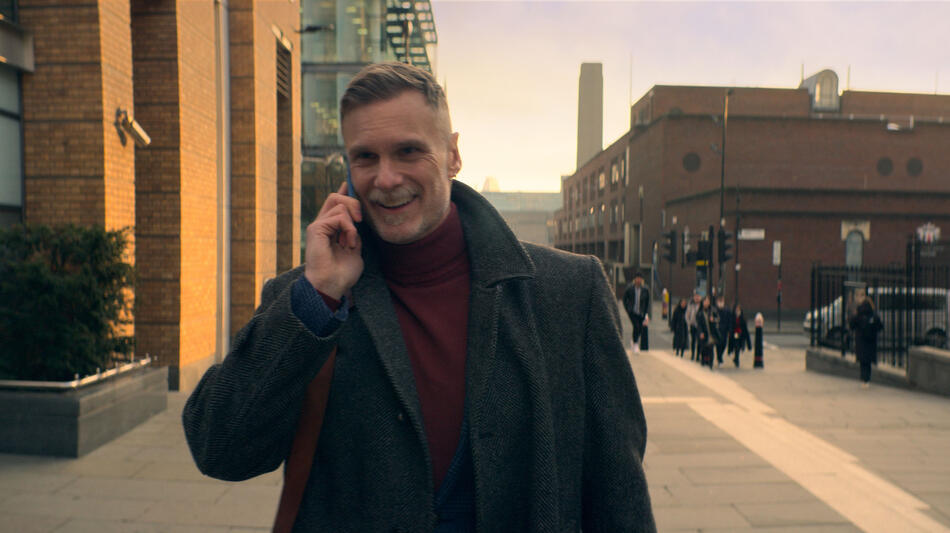 Darren Boyd in Trying 3x06