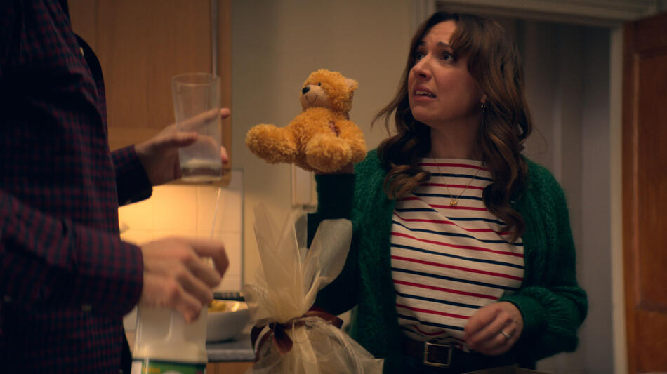 Esther Smith in Trying 3x07