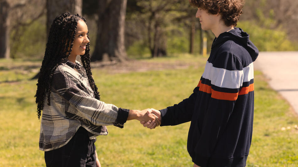 Djouliet Amara e Sammy Fourlas in Il premio del destino 1x08