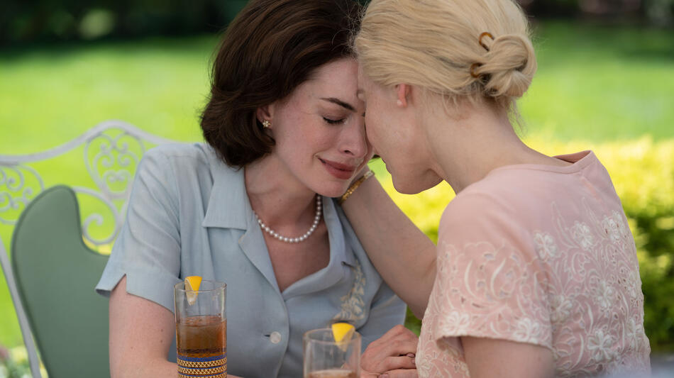 Anne Hathaway in Mothers' Instinct Benoît Delhomme - Foto dal film