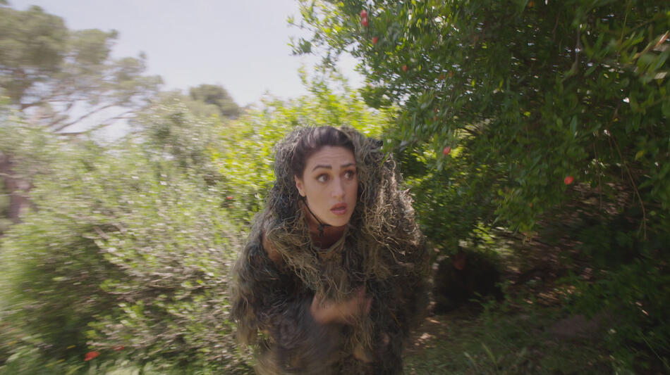 Belen e Cecilia Rodriguez in Celebrity Hunted - Caccia all'uomo 4x06