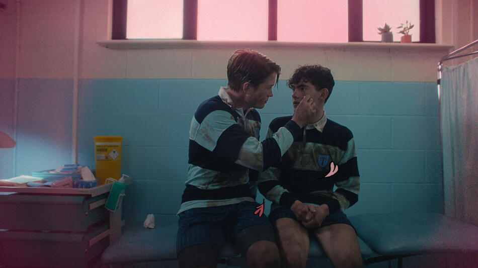 Kit Connor e Joe Locke in Heartstopper 1x04 - Immagine dal set