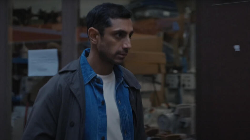 Riz Ahmed nel corto 'Dammi' di Yann Demange, scena da clip