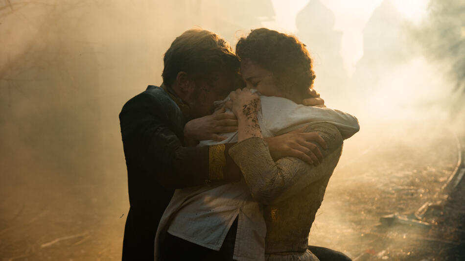 Arian Wegener come Principe Ereditario Rudolf, Jannik Schümann come Franz e Dominique Devenport come Sissi in Sissi 3x06