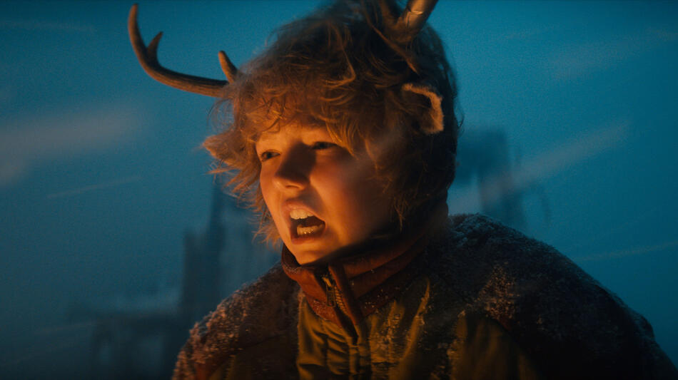 Christian Convery come Gus in Sweet Tooth 3x05