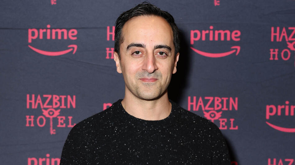 Amir Talai attende la proiezione speciale di Hazbin Hotel a Los Angeles al Culver Theater il 17 gennaio 2024 in Culver City, California