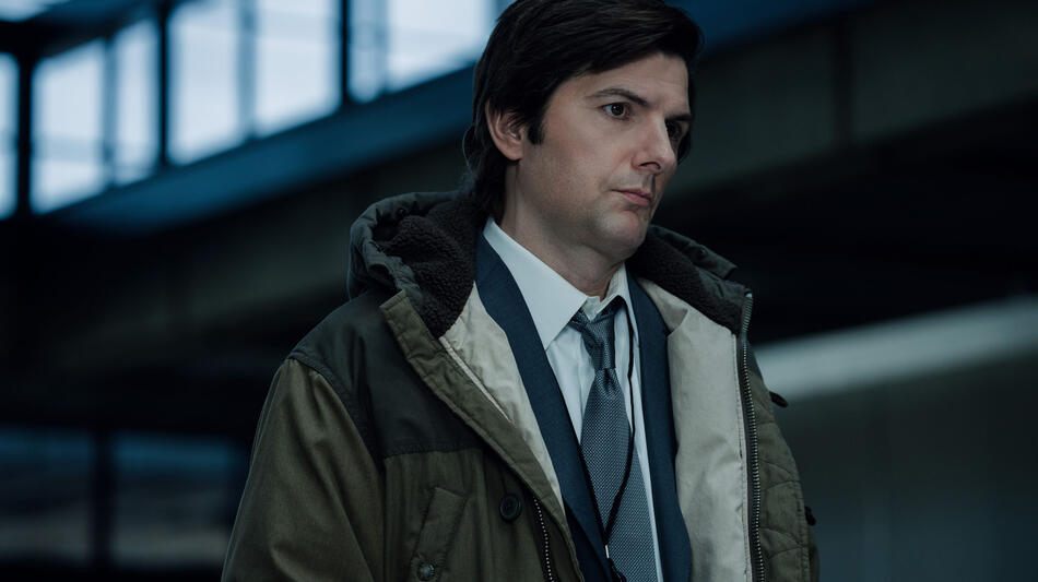 Adam Scott in Scissione 1x05