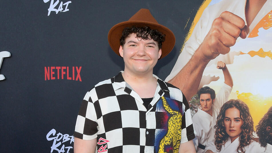 Aedin Mincks allo Special Fan Event per Cobra Kai Stagione 6 Parte 1 all'Autry Museum al Griffith Park il 17 Luglio 2024 in Los Angeles, California