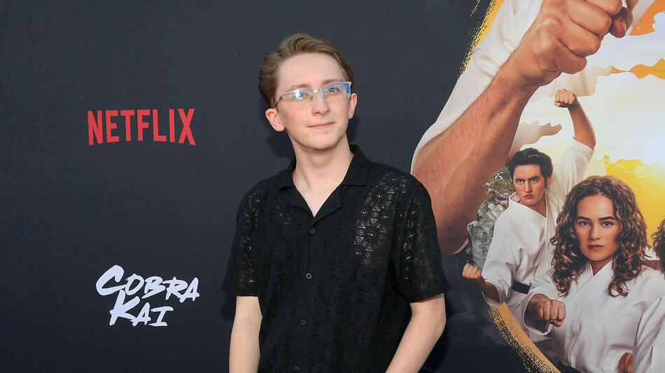 Owen Morgan allo Special Fan Event per Cobra Kai Stagione 6 Parte 1 all'Autry Museum al Griffith Park il 17 Luglio 2024 in Los Angeles, California