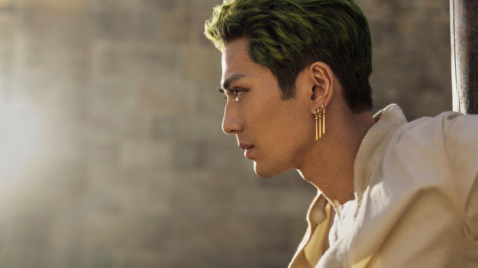 Mackenyu Arata come Roronoa Zoro in One Piece 1x01