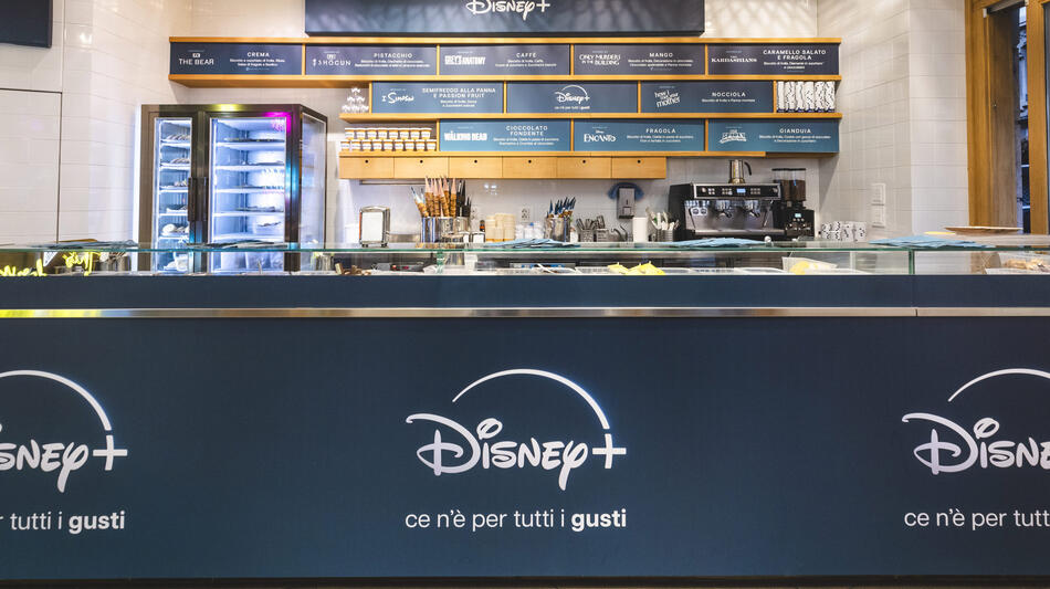 Disney+ propone otto speciali creazioni di gelato artistiche presso la gelateria Out of the Box di Via Malpighi 7 a Milano