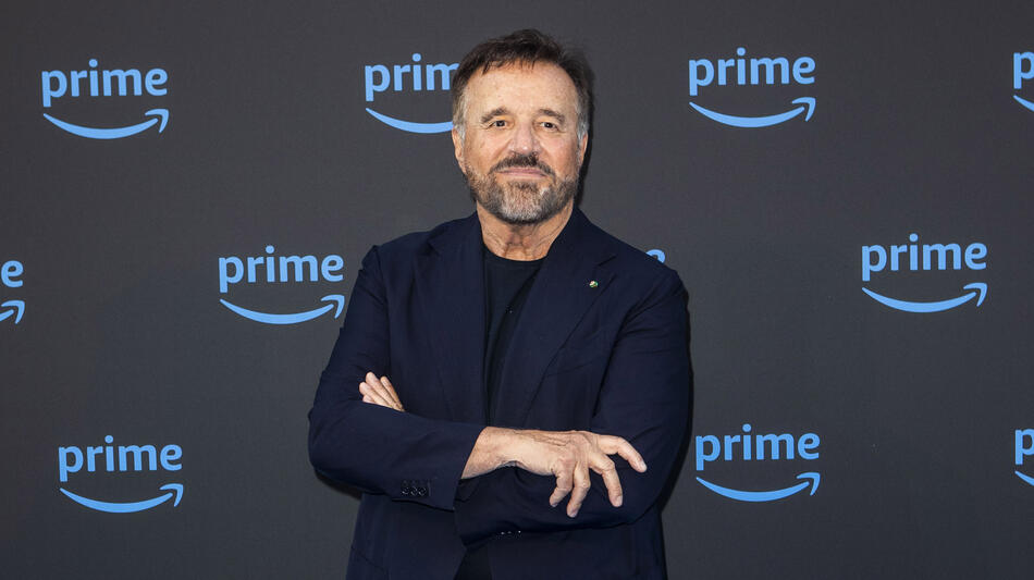 Christian De Sica al Photocall di Prime Video Presents Italia 2024 il 15 luglio 2024 in Roma per Gigolò per caso - Stagione 2