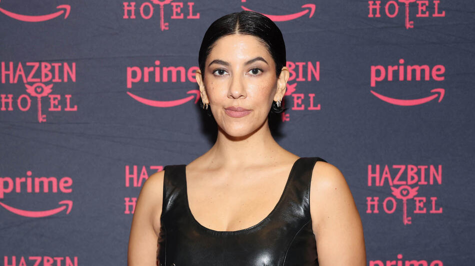 Stephanie Beatriz attende la proiezione speciale di Hazbin Hotel a Los Angeles al Culver Theater il 17 gennaio 2024 in Culver City, California