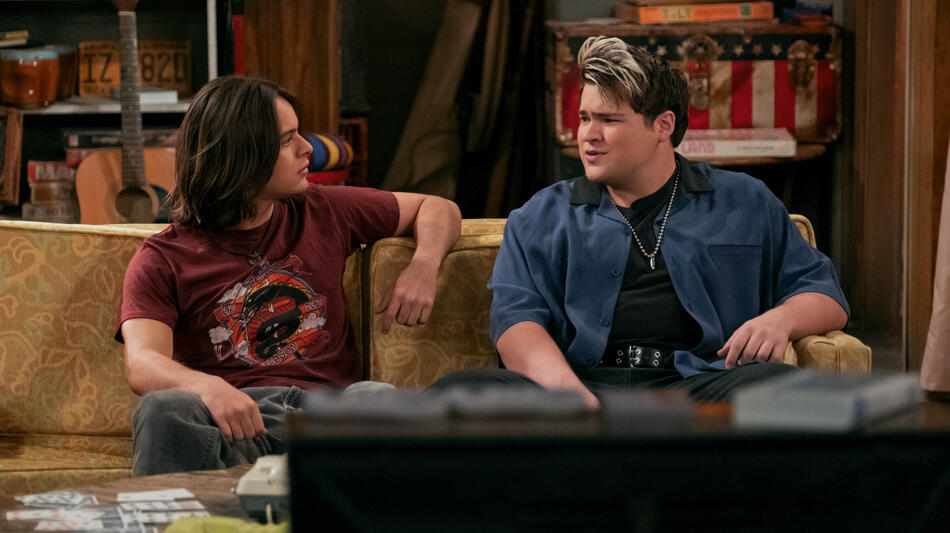 (S-D) Mace Coronel come Jay, Max Donovan come Nate in That '90S Show 3x04