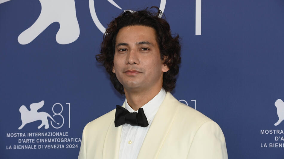 Niraj Shrestha al Photocall di Pooja, Sir a Venezia 81 il 29 agosto 2024