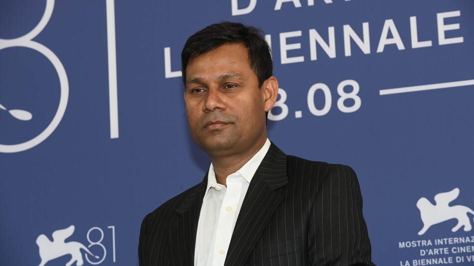 Il regista Deepak Rauniyar al Photocall di Pooja, Sir a Venezia 81 il 29 agosto 2024