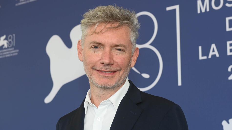 Il produttore Kevin Macdonald al photocall del film One to One: John & Yoko di Kevin Macdonald e Sam Rice-Edwards a Venezia 81 il 29 agosto 2024