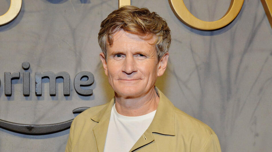 Charles Edwards partecipa all'evento di anteprima de Il Signore degli Anelli: Gli Anelli del Potere S2 al SDCC il 25 luglio 2024 a San Diego, California