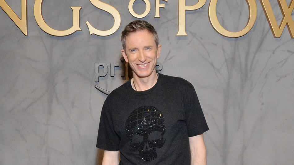 Daniel Weyman partecipa all'evento di anteprima de Il Signore degli Anelli: Gli Anelli del Potere S2 al SDCC il 25 luglio 2024 a San Diego, California