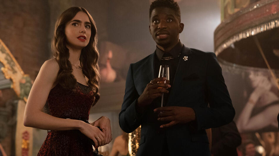 (S-D) Lily Collins come Emily e Samuel Arnold come Luke in Emily in Paris 1x07
