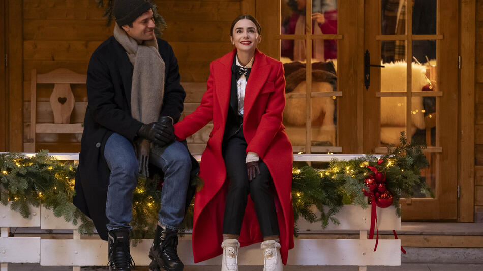 (S-D) Lucas Bravo come Gabriel, Lily Collins come Emily in Emily in Paris 4x06