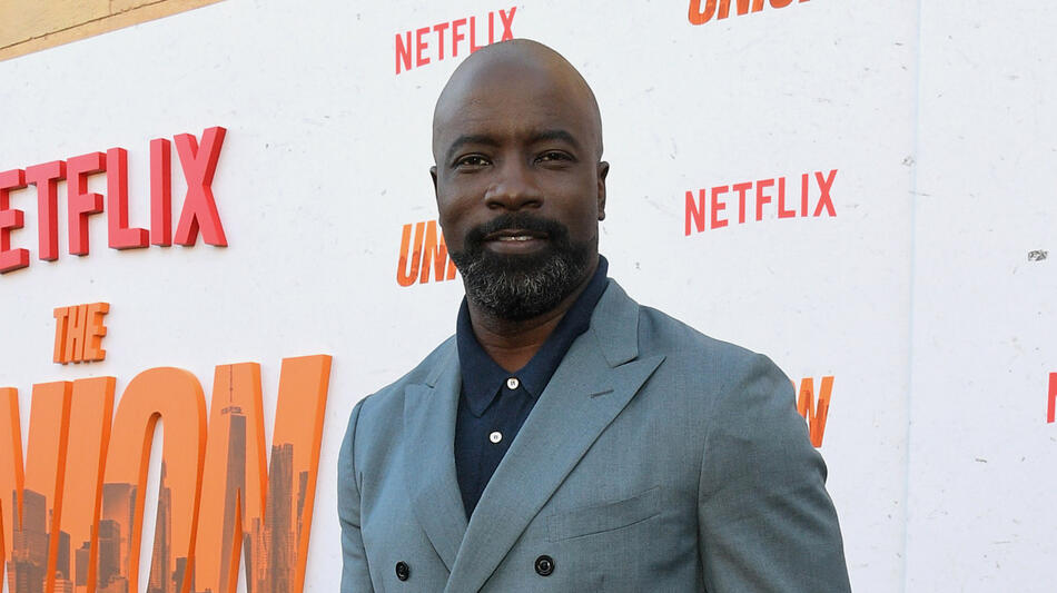 Mike Colter attende la premiere di 'The Union' al The Egyptian Theatre Hollywood il 12 Agosto 2024 in Los Angeles, California