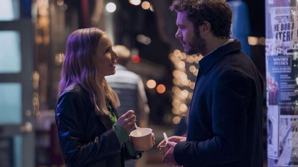 (S-D) Kristen Bell come Joanne, Adam Brody come Noah in Nobody Wants This 1x02
