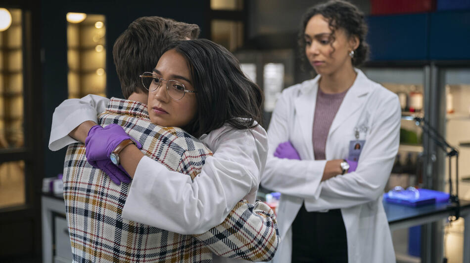 (S-D) John Owen Lowe come Jackson, Rachel Marsh come Luna, Emma Ferreira come Ruby in Unstable 1x08