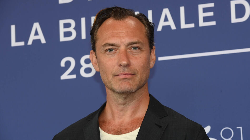 L'attore Jude Law al photocall del film The Order di Justin Kurzela a Venezia 81 il 31 agosto 2024
