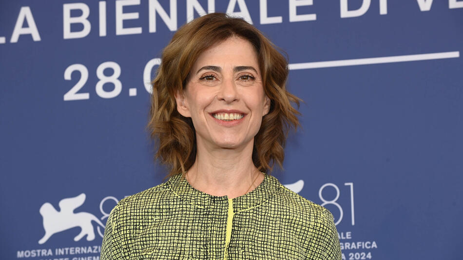 Fernanda Torres al photocall del film Ainda Estou Aqui di Walter Salles a Venezia 81 il 1 settembre 2024