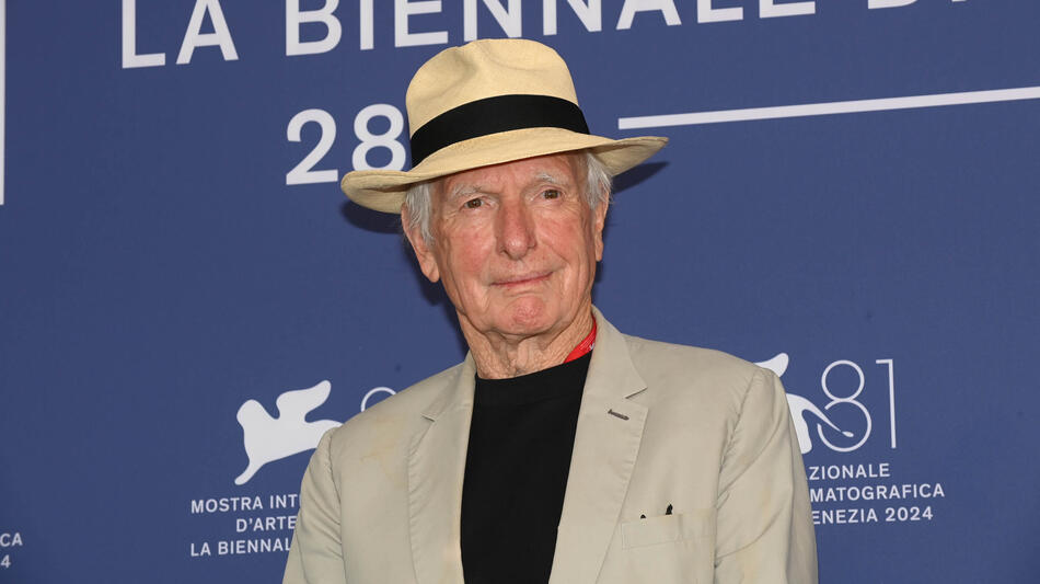Peter Weir per ricevere il Leone d'Oro alla Carriera al photocall a Venezia 81 il 2 settembre 2024
