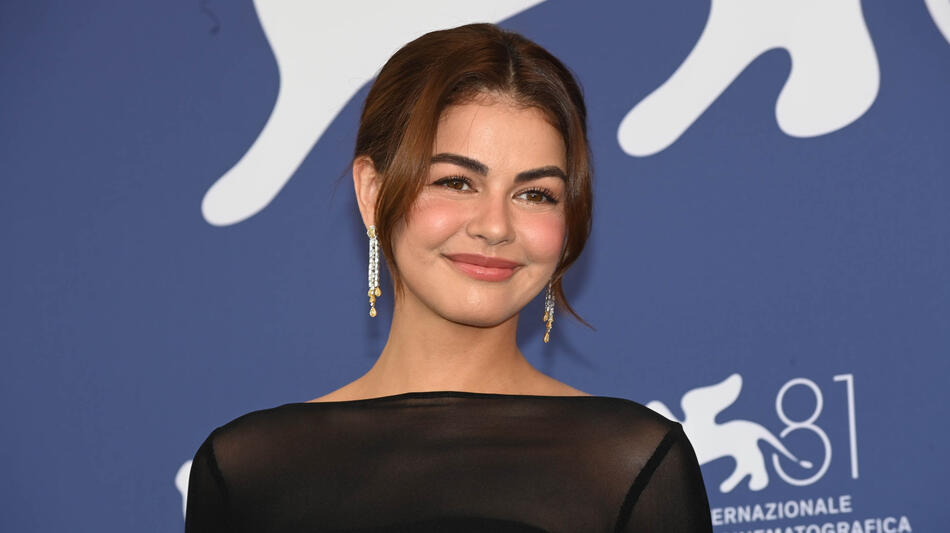 Janine Gutierrez al photocall del film Phantosmia di Lav Diaz a Venezia 81 il 2 settembre 2024