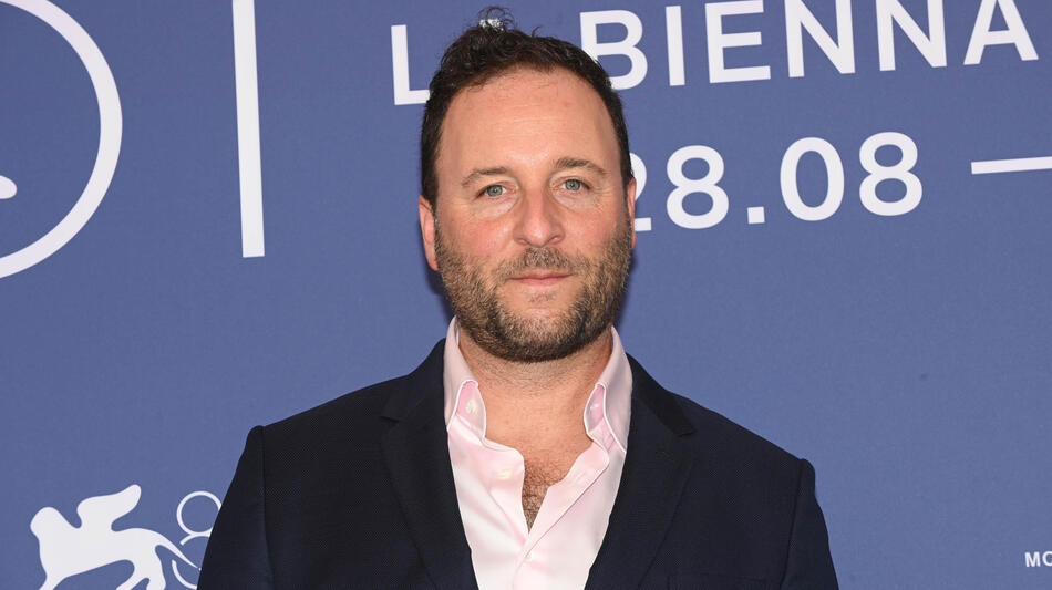 Il produttore Jeremy M. Rosen al photocall del film King Ivory di John Swab a Venezia 81