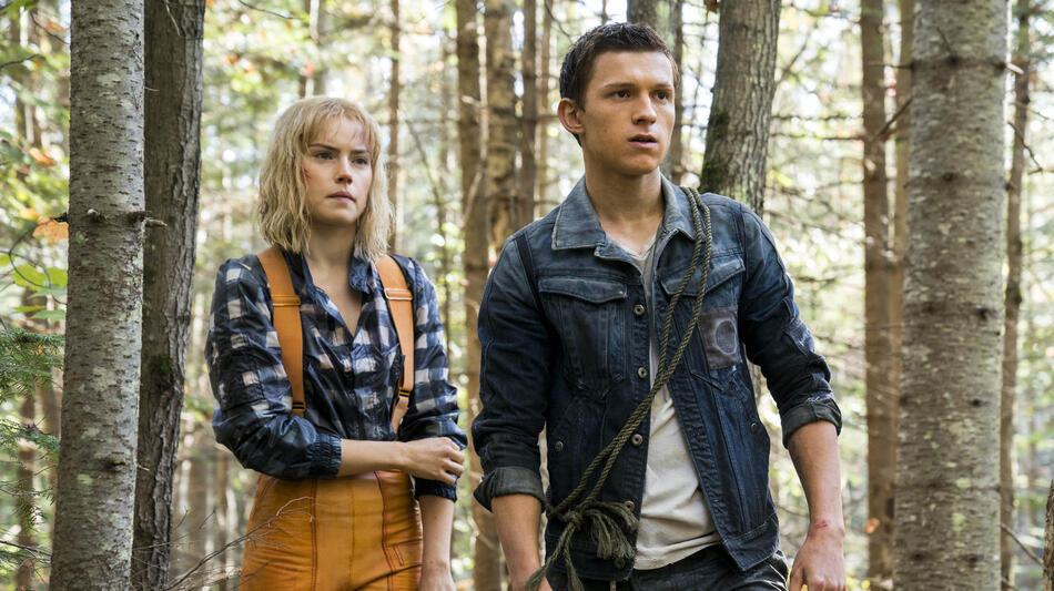 Daisy Ridley e Tom Holland in Chaos Walking - Immagine dal set