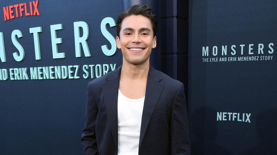 Orlando Pineda partecipa alla premiere di Monsters: The Lyle and Erik Menendez Story di Netflix all'Egyptian Theatre Hollywood il 16 settembre 2024 a Los Angeles, California