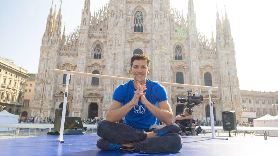 Roberto Bolle in Ballo in Bianco