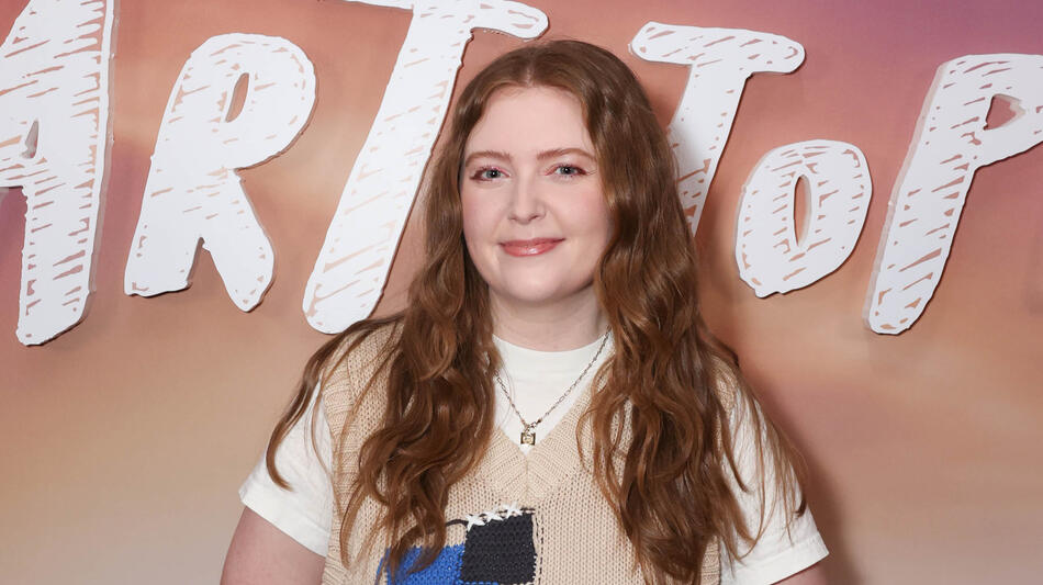 Alice Oseman partecipa alla proiezione di Heartstopper al Picturehouse Central Cinema il 2 ottobre 2024 a Londra, Inghilterra