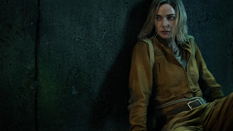 Rebecca Ferguson in Silo 2x01