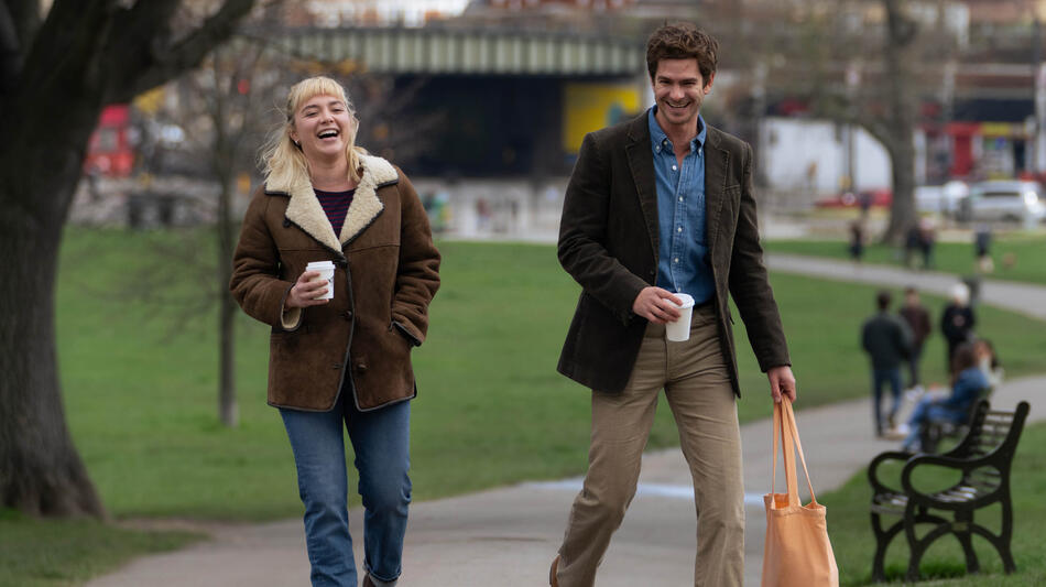 Andrew Garfield e Florence Pugh in We Live In Time - First Look
