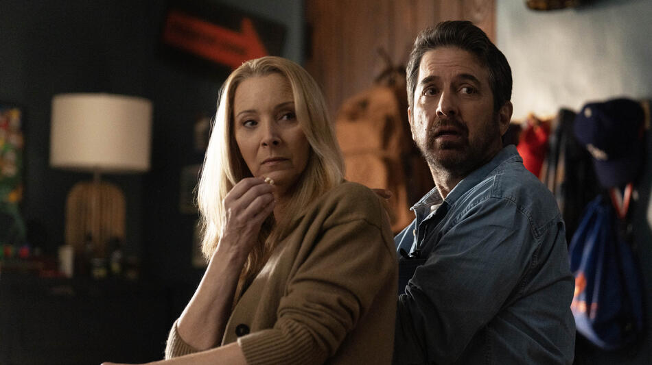 (S-D) Lisa Kudrow come Lydia e Ray Romano come Paul in No Good Deed 1x01